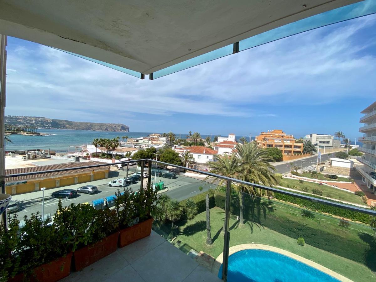 Апартаменты Arenal Sea View Хавеа Экстерьер фото